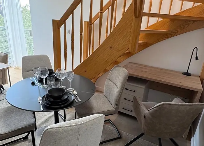 Homerentals - Reja - Blisko Zoo, Ogrodu Botanicznego Wrocław