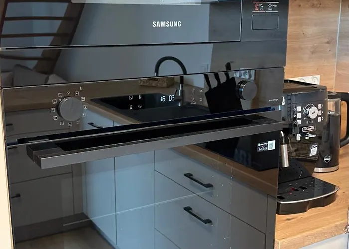 Apartament Homerentals - Reja - Blisko Zoo, Ogrodu Botanicznego Wrocław