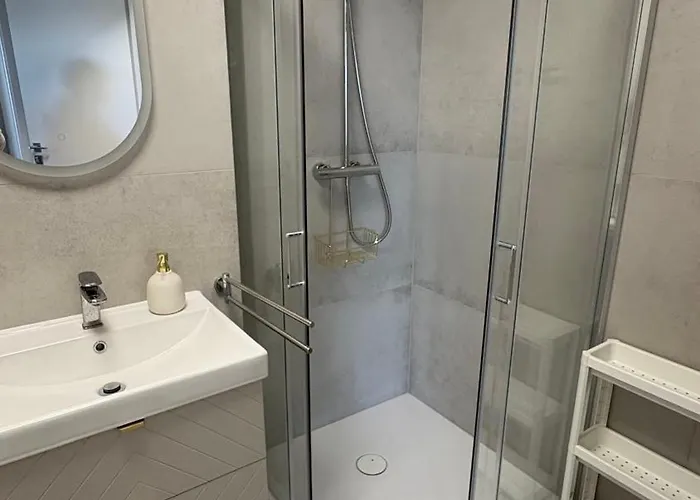 Homerentals - Reja - Blisko Zoo, Ogrodu Botanicznego